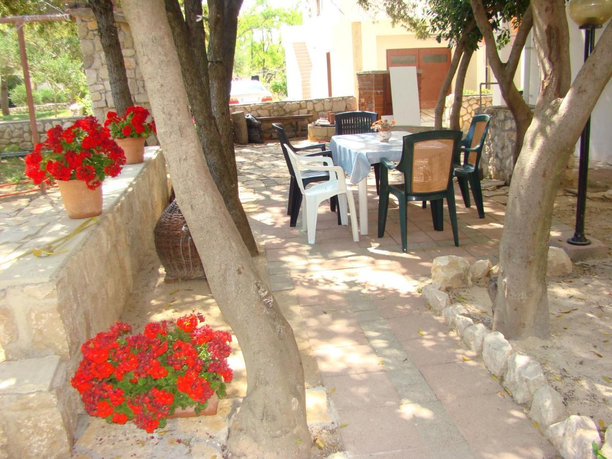 פג Apartments And Rooms With Parking Space Pag - 13060 מראה חיצוני תמונה
