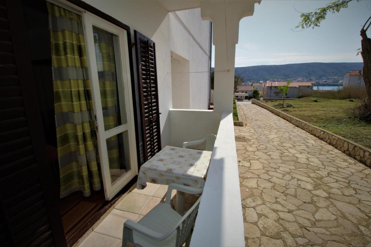 פג Apartments And Rooms With Parking Space Pag - 13060 מראה חיצוני תמונה